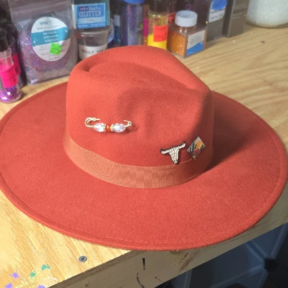 Chic Rust Fedora Hat with Pins - Picture 1 of 4